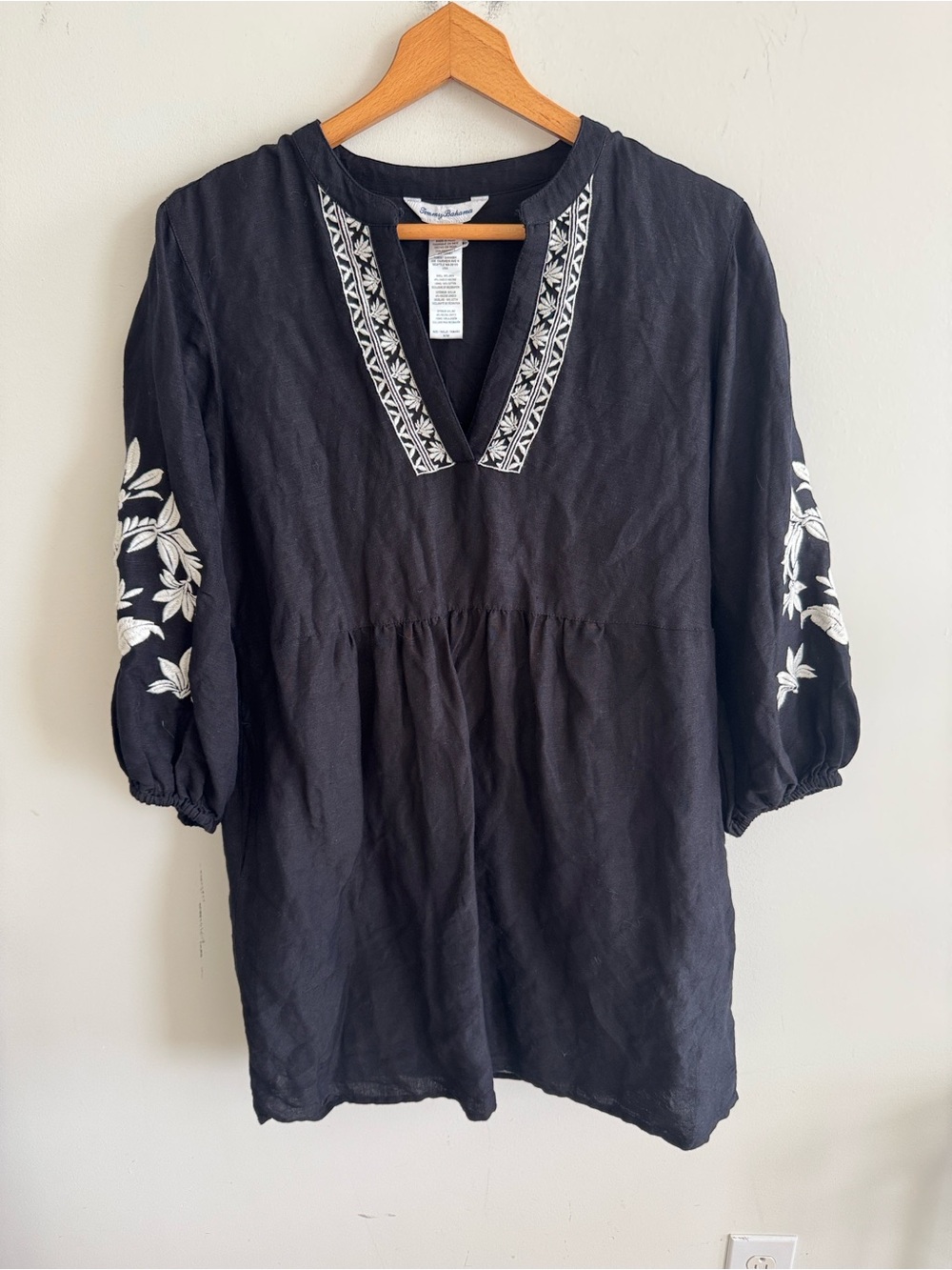 Tommy Bahama black white floral embroidered beachy coastal boho shirt dress M